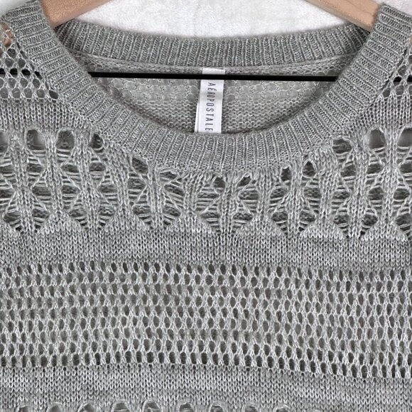 Aeropostale Women's XS Knit Gray Sweater Intricate Open-knit Crochet Design - Picture 7 of 13
